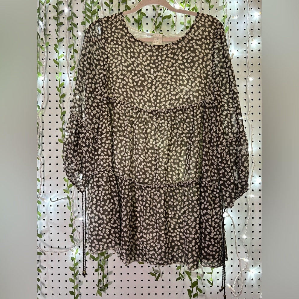 Paisley Vine dress size Medium